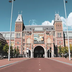 Aadam Wilhelmina Amszterdam